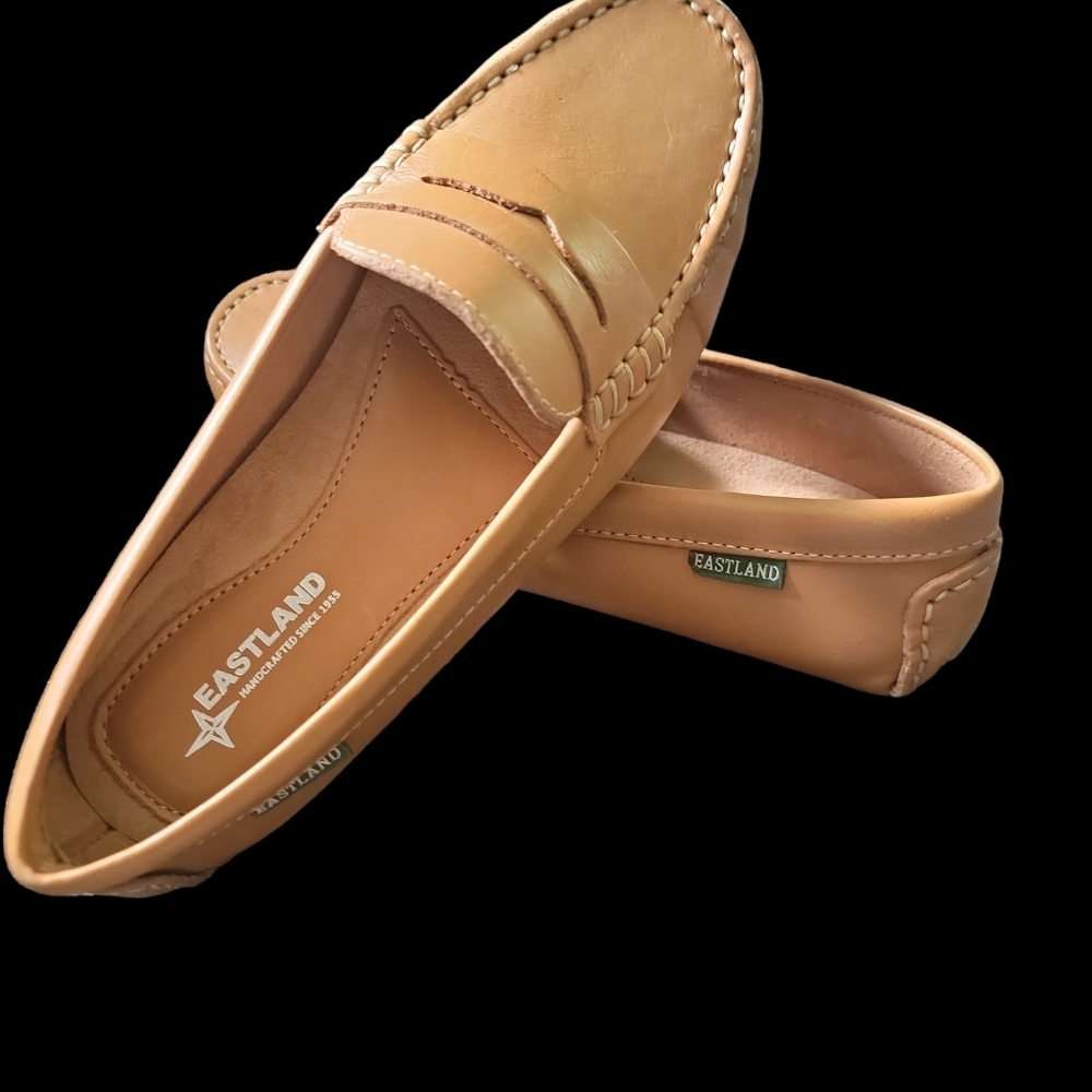 Women's Eastland Patricia Penny Loafers. New Without Tag/Box. Perfect Condition - Picture 4 of 7